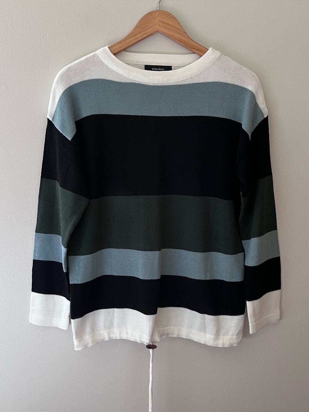 Dokotoo Green Black White Striped Crew Neck Sweater Size M